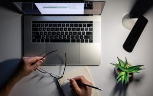A Step-by-Step Guide to Hiring the Right Copywriter for Your Business