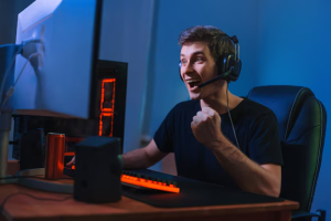 Inside the Entertainment Sphere of Online Games