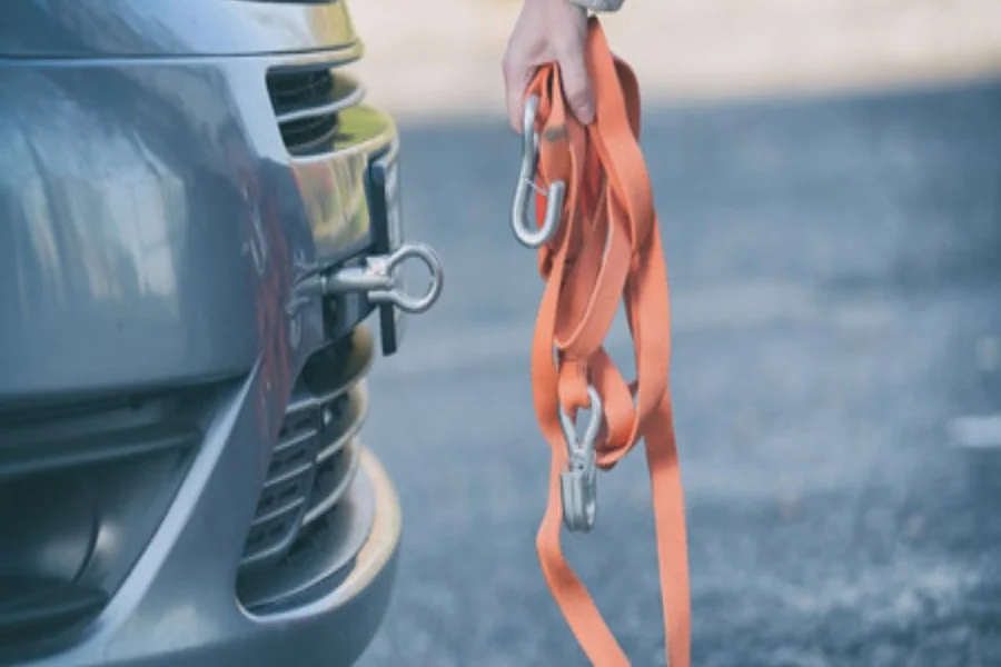 The Benefits of Having Roadside Assistance on Speed Dial